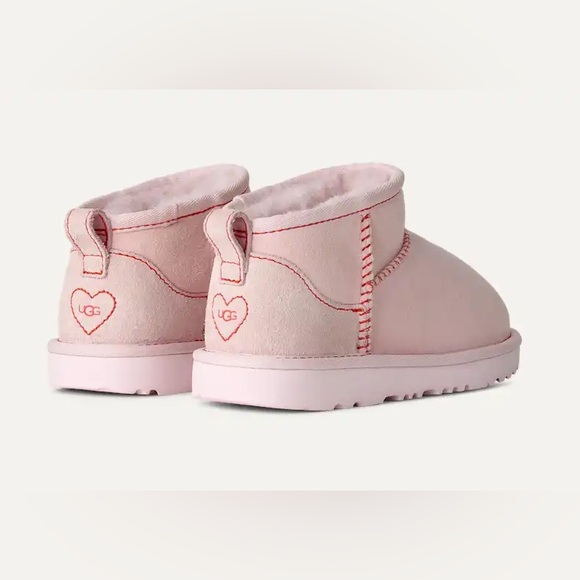 💗 UGG ULTRA MINI BOOTS VALENTINE DAY ROSETTA 2026 💗 - Picture 3 of 3